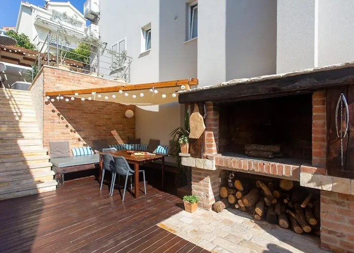 Family-friendly With Swimming Pool Businci, Ciovo - 21999 *