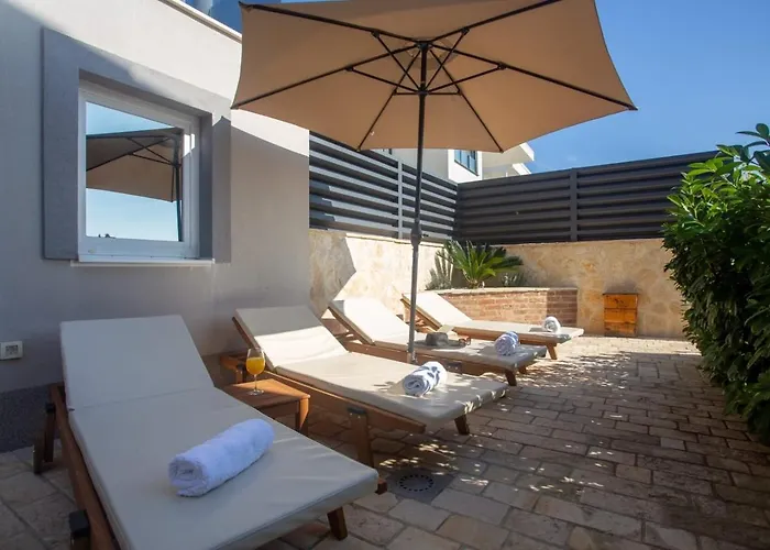 Family-friendly With Swimming Pool Businci, Ciovo - 21999 公寓 *